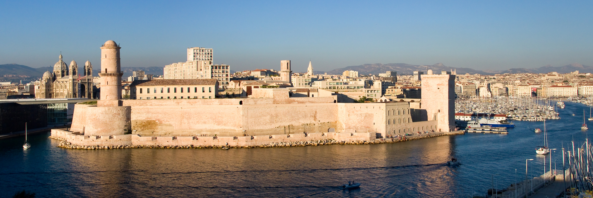 Fort Saint Jean et son point de vue magnifique MarseilleTourisme.fr