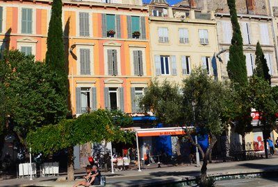 La Plaine / Cours Julien