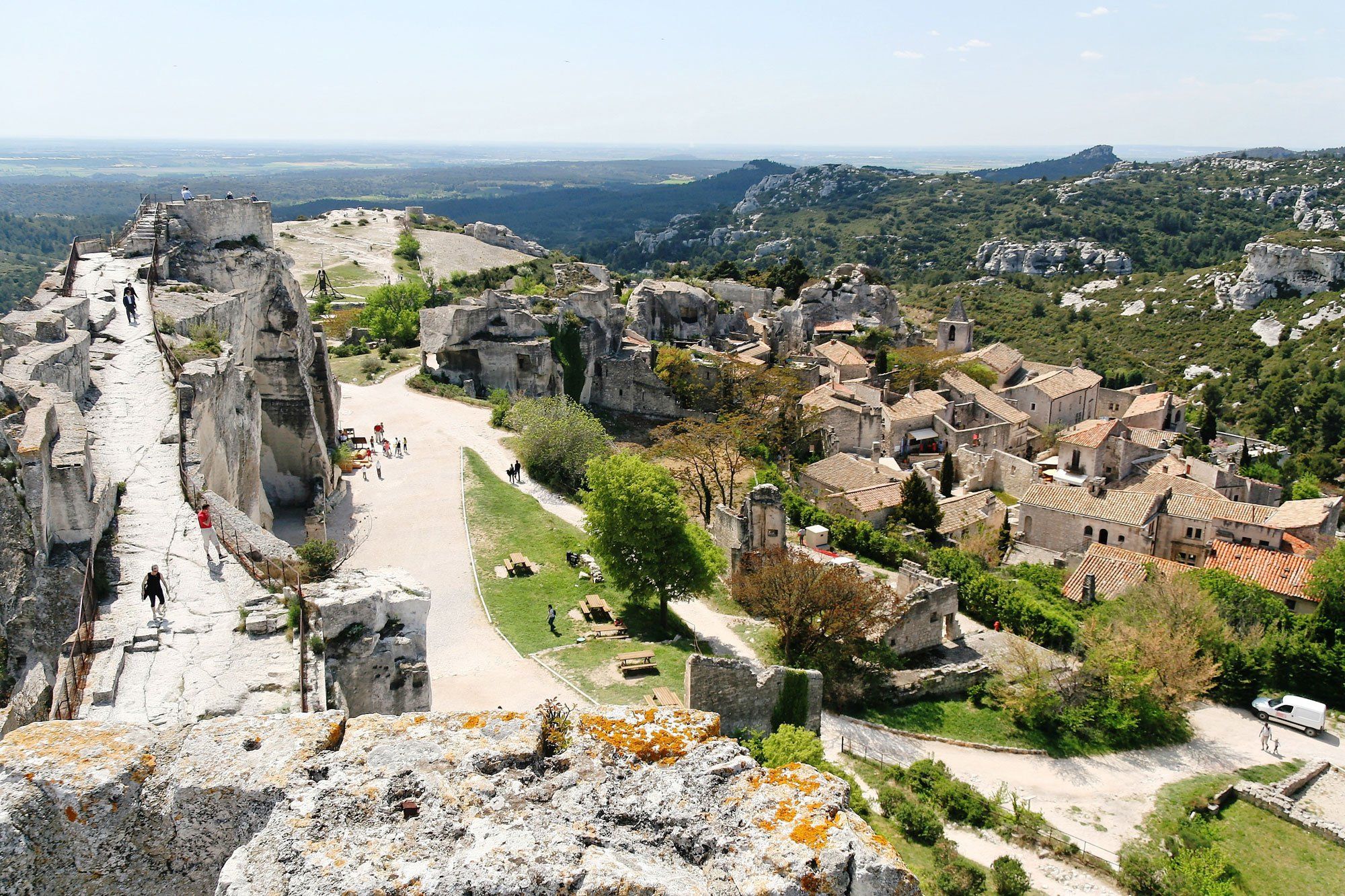 visit les baux de provence