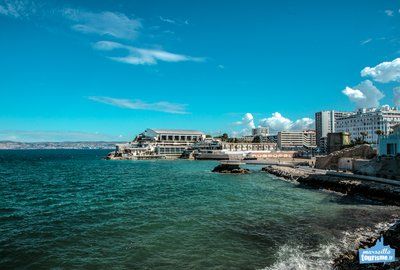 Catalans Beach