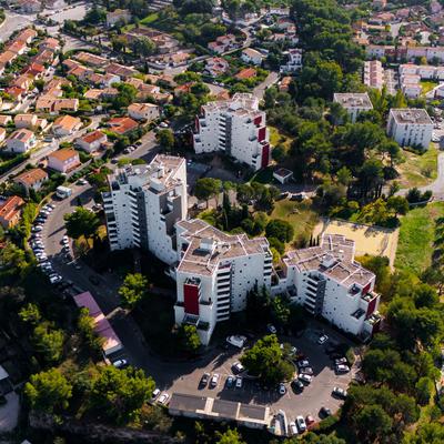 Où trouver un bien immobilier neuf dans un quartier agréable à Marseille ?